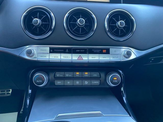Used 2021 Kia Stinger GT2 AWD/4WD image 33