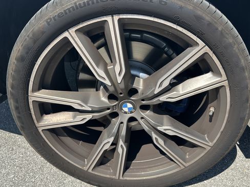 Used 2021 BMW X5 M50i w/ Executive Package AWD/4WD image 14