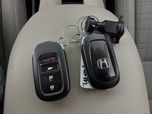 Certified 2024 Honda HR-V LX image 21