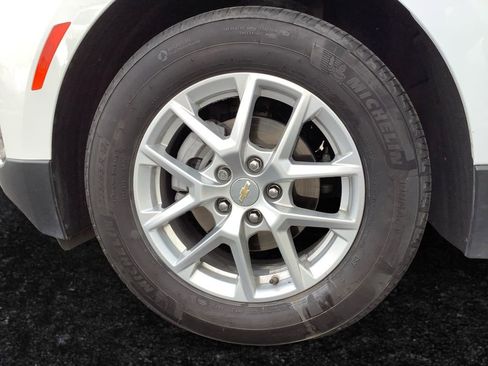 Used 2024 Chevrolet Equinox LS w/ LS Convenience Package FWD image 27