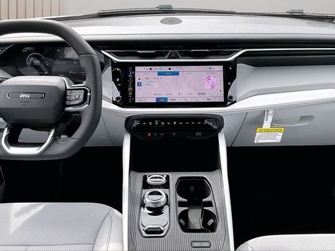 New 2026 Jeep Cherokee Limited AWD/4WD image 12