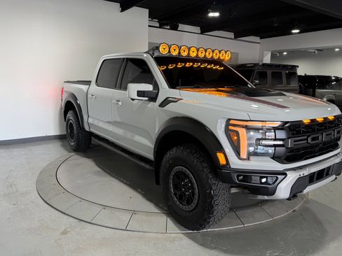 Used 2024 Ford F150 Raptor image 9