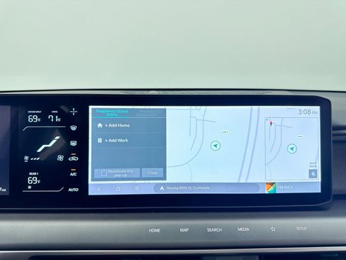 Used 2024 Kia EV9 Wind image 5