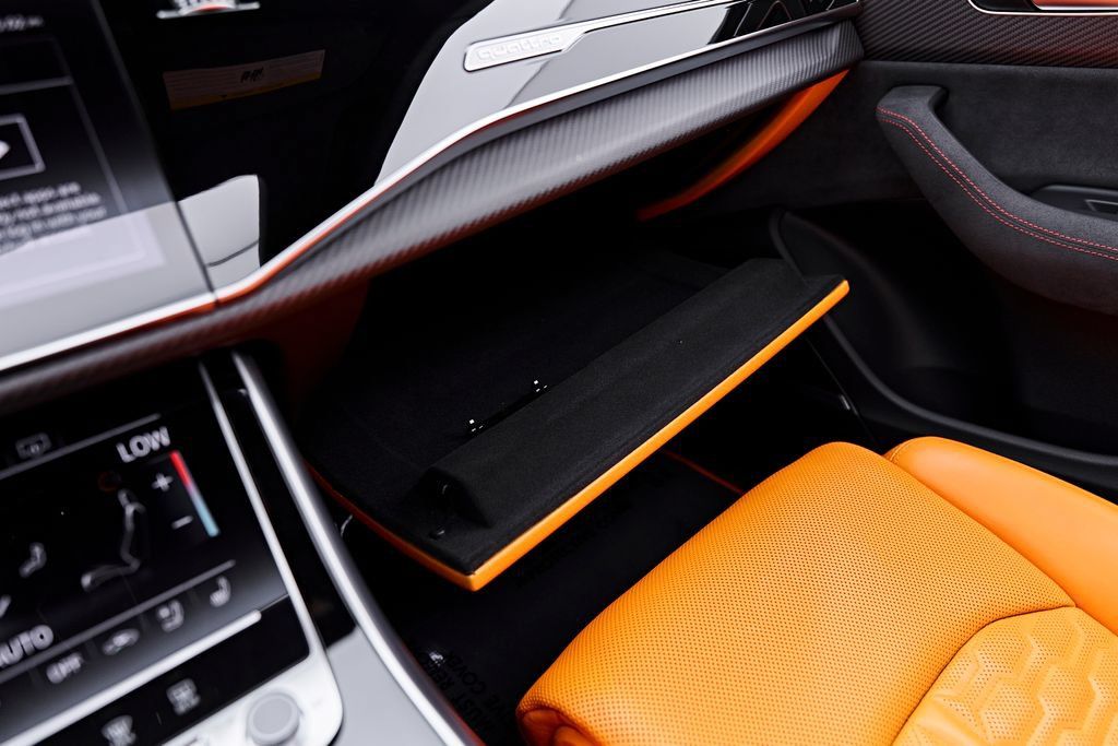 Used 2026 Audi RS Q8 performance AWD/4WD image 99