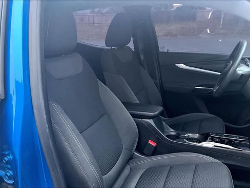 Used 2022 Chevrolet Bolt EUV LT image 10