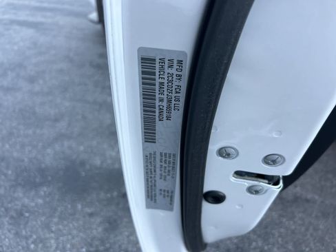 Used 2021 Dodge Challenger R/T Scat Pack w/ Dynamics Package image 53