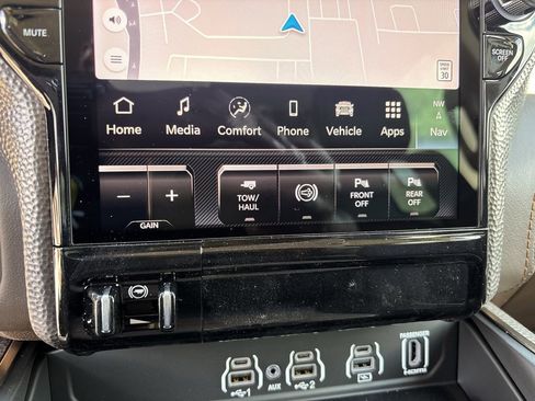 New 2026 RAM 2500 Limited AWD/4WD image 22