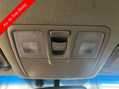 Used 2015 Hyundai Elantra Limited w/ Option Group 05 FWD image 17