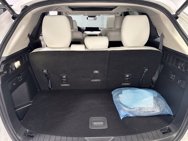Used 2024 MAZDA CX-90 Plug-In Hybrid w/ Premium Plus AWD/4WD image 28