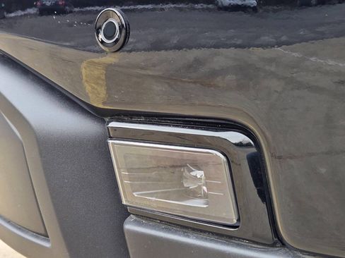 Used 2025 GMC Sierra 1500 Elevation w/ Elevation Premium Package image 14