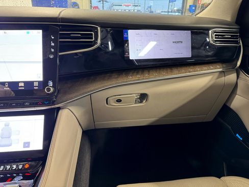 Used 2023 Jeep Grand Wagoneer Series II w/ Convenience Group III image 37