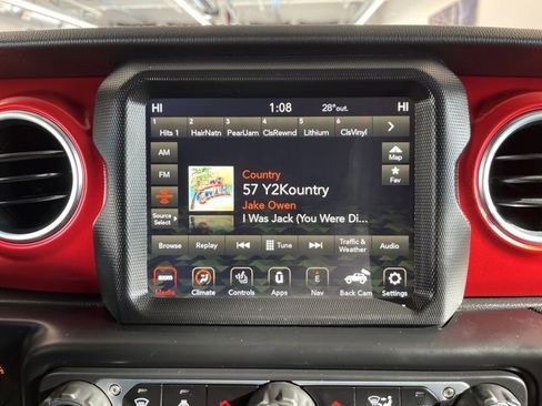 Used 2022 Jeep Wrangler Rubicon w/ Cold Weather Group image 22