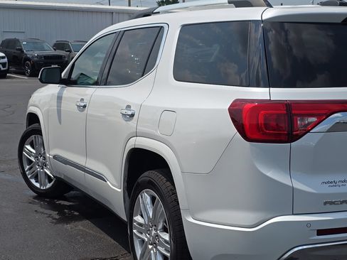 Used 2018 GMC Acadia Denali w/ Technology Package AWD/4WD image 62