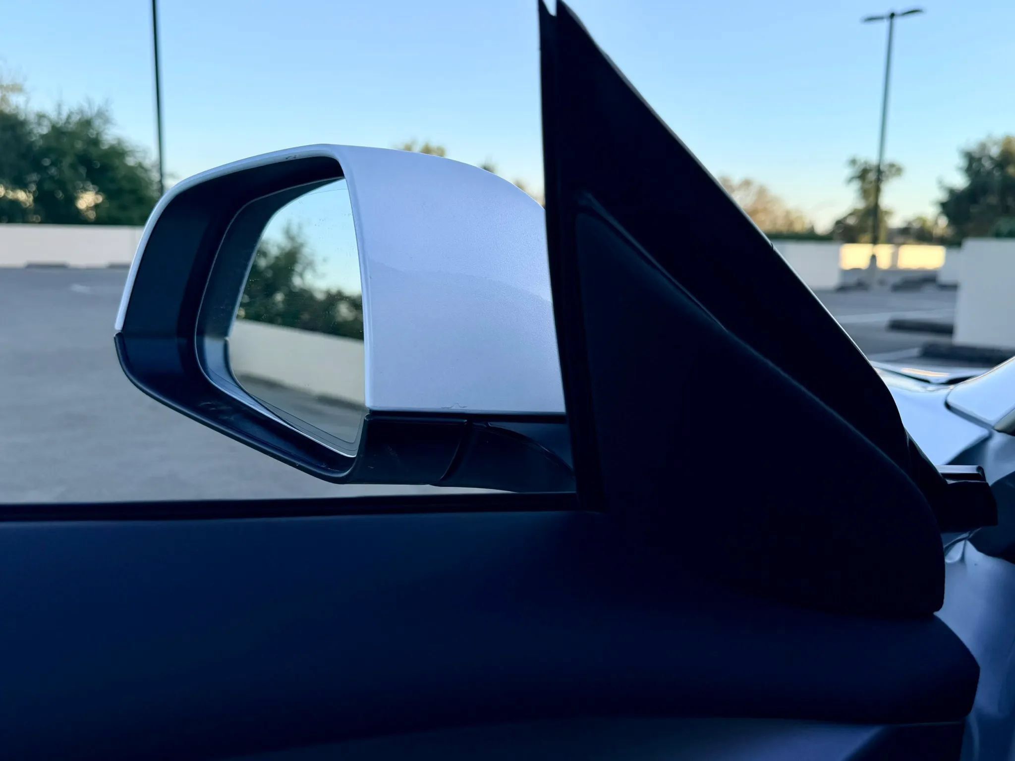 Used 2023 Tesla Model 3 Standard Range RWD image 40