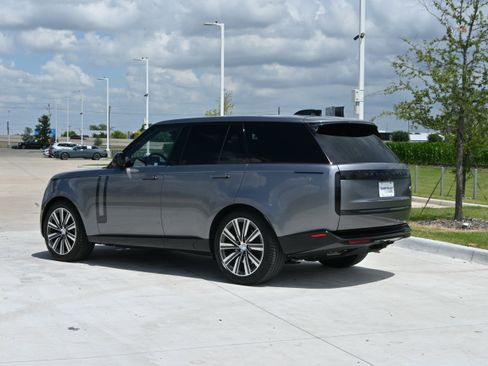 Used 2023 Land Rover Range Rover SE AWD/4WD image 7