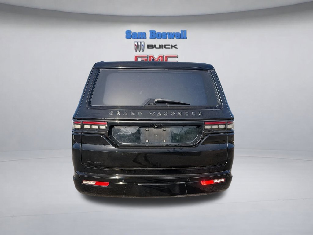 Used 2022 Jeep Grand Wagoneer Series II AWD/4WD image 9