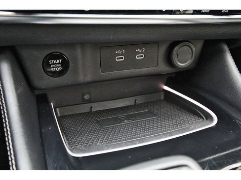 Used 2025 Nissan Rogue Platinum image 23