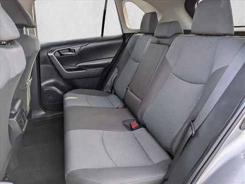 Used 2024 Toyota RAV4 XLE FWD image 18