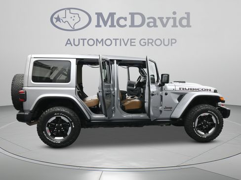 Used 2021 Jeep Wrangler Unlimited Rubicon AWD/4WD image 40