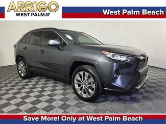 Used 2020 Toyota RAV4 XLE Premium video 1
