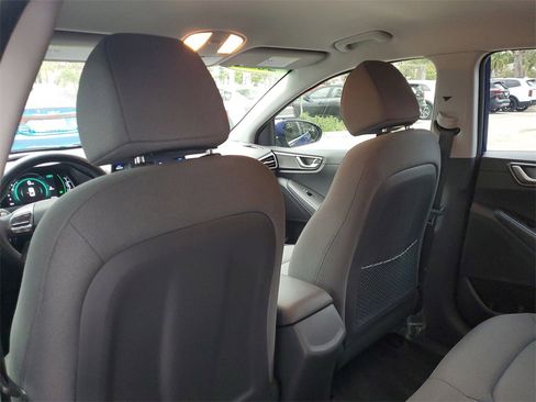 Used 2021 Hyundai Ioniq SE image 12