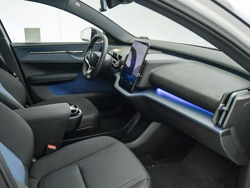 New 2026 Volvo EX30 Plus image 16