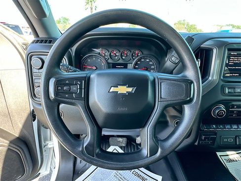 Used 2024 Chevrolet Silverado 2500 W/T image 11