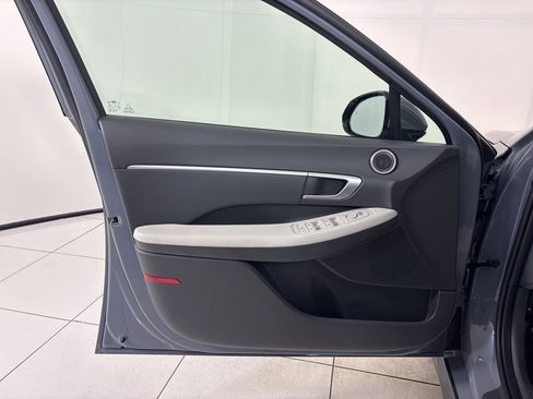 Certified 2025 Hyundai Sonata SEL FWD image 17