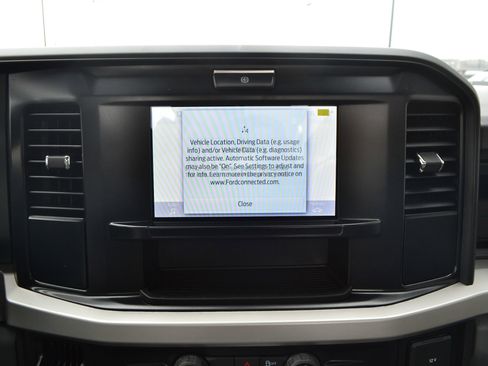 New 2025 Ford F450 XL w/ XL Chrome Package image 5