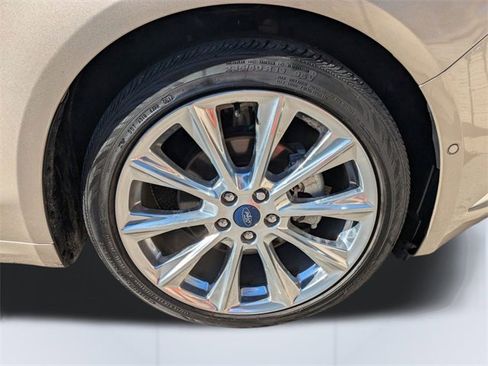 Used 2017 Ford Fusion Platinum image 11