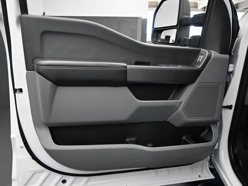 Used 2025 Ford F250 XLT image 16