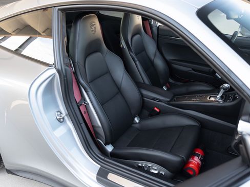 Used 2018 Porsche 911 GT3 RS image 58