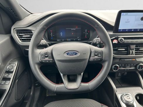 Used 2025 Ford Escape ST-Line AWD/4WD image 13