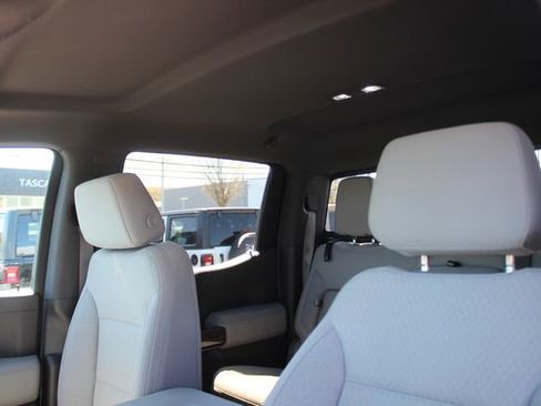 Used 2019 GMC Sierra 1500 SLE w/ SLE Value Package AWD/4WD image 21