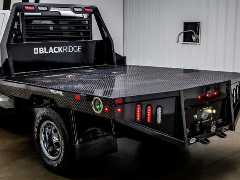 Used 2024 RAM 3500 SLT w/ Quick Order Package 2YG SLT image 38