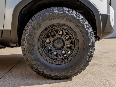 Used 2026 Toyota Land Cruiser w/ Premium Package image 12