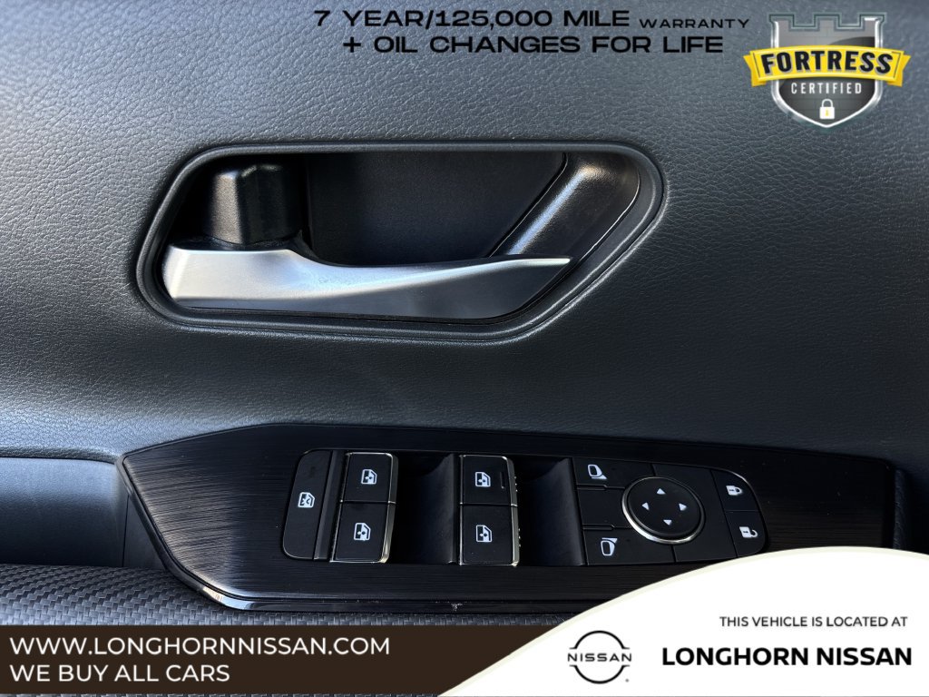 Used 2025 Nissan Kicks SR AWD/4WD image 20