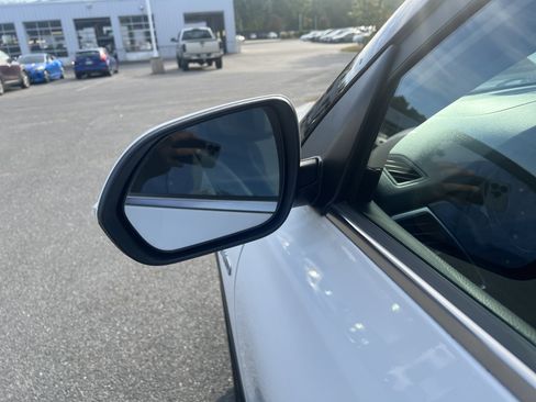 Used 2022 Kia Seltos S image 10