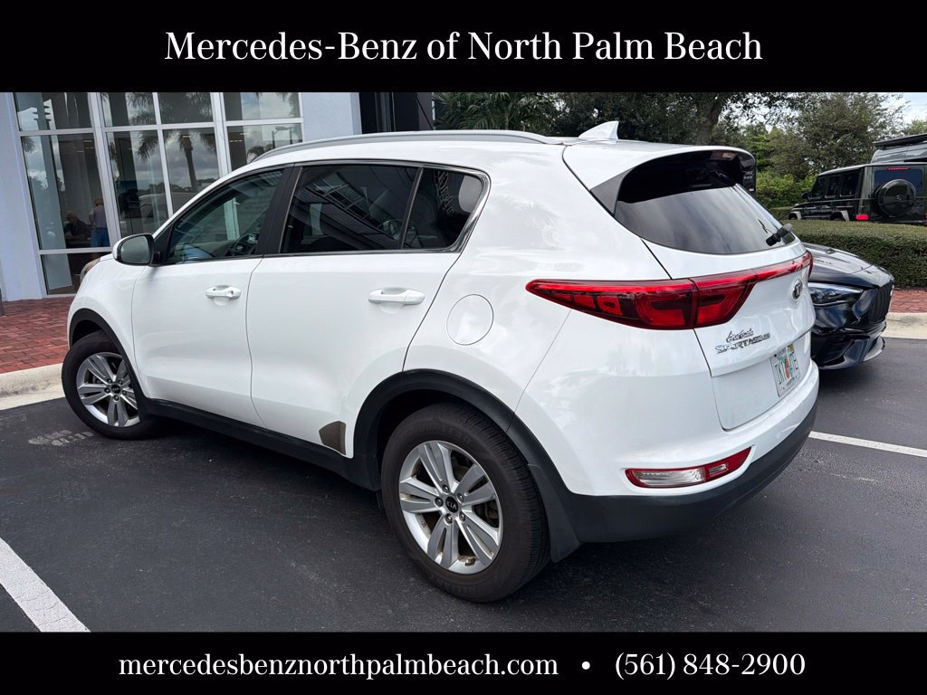Used 2017 Kia Sportage LX w/ LX Popular Package FWD image 4