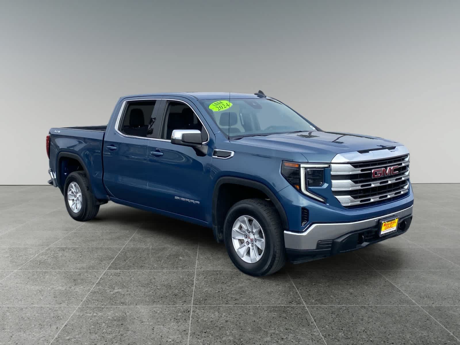 Used 2024 GMC Sierra 1500 SLE AWD/4WD image 7