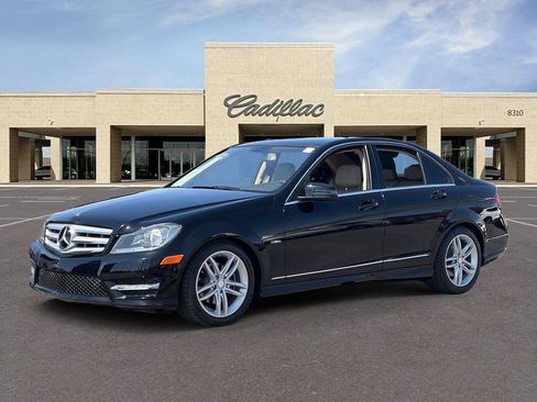Used 2012 Mercedes-Benz C 250 Sedan image 33