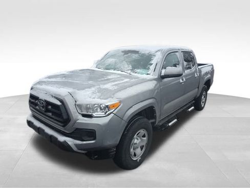 Used 2021 Toyota Tacoma SR image 2