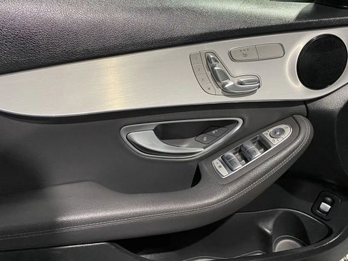 Used 2021 Mercedes-Benz C 300 Sedan image 12