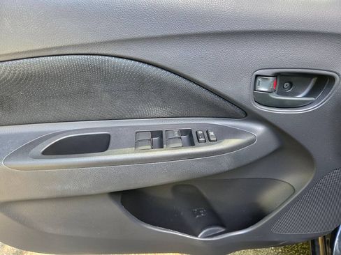 Used 2012 Toyota Yaris Sedan FWD image 17