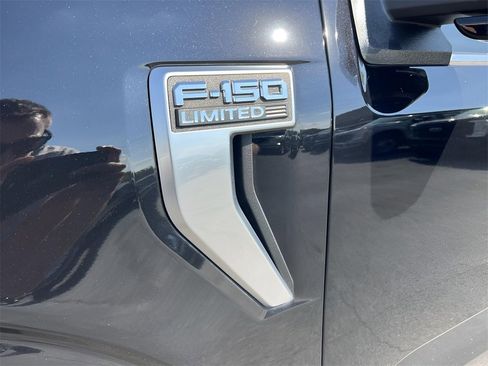 Used 2023 Ford F150 Limited image 8