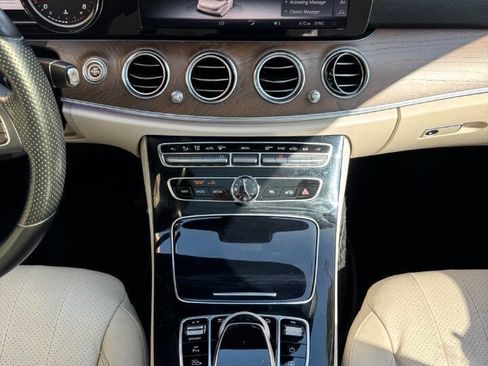 Used 2017 Mercedes-Benz E 300 image 14