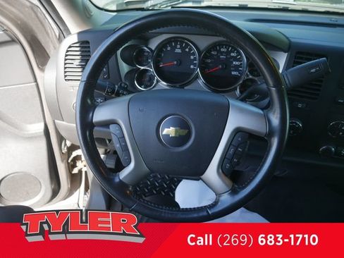 Used 2013 Chevrolet Silverado 1500 LT w/ All-Star Edition AWD/4WD image 24