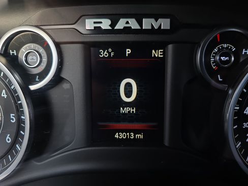 Used 2021 RAM 1500 Big Horn image 24