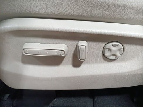 Used 2025 Honda Odyssey EX-L image 14