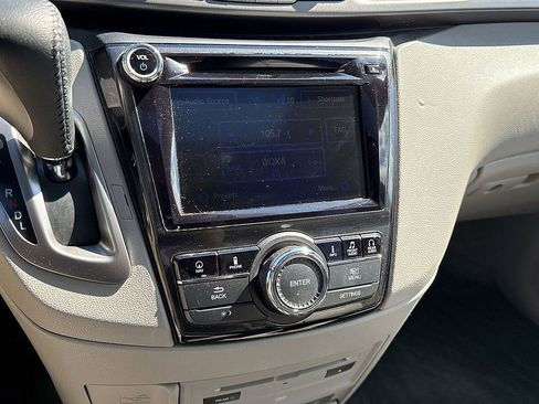 Used 2014 Honda Odyssey Touring image 18